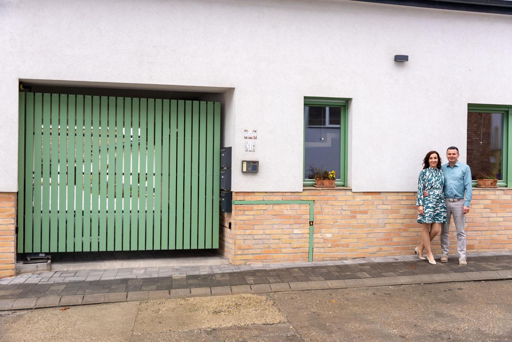 Jokai Apartman Dunafoldvar Екстер'єр фото