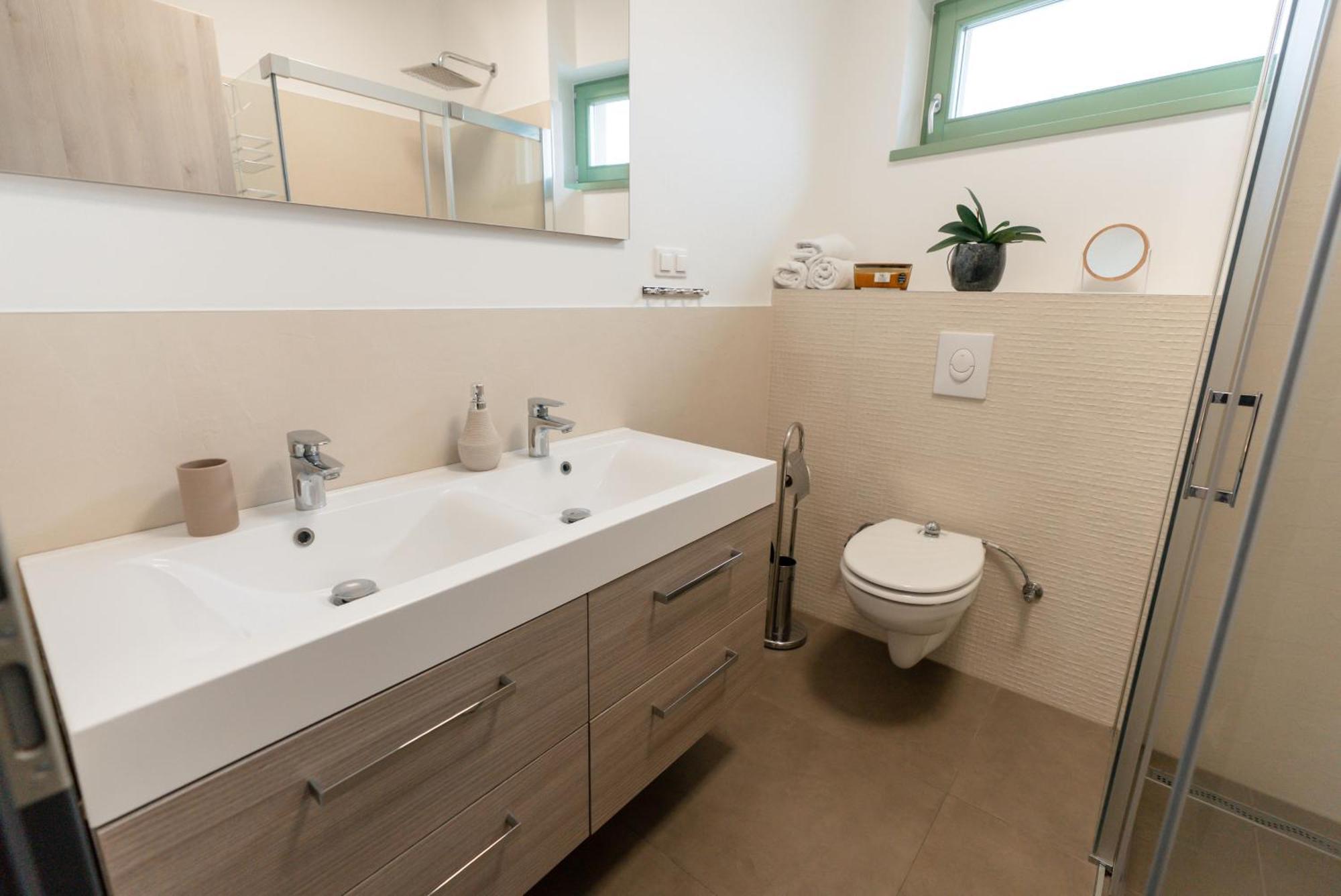 Jokai Apartman Dunafoldvar Екстер'єр фото
